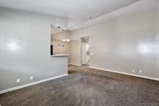 Photo #3: 250035807 Listing 