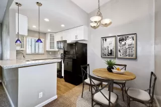 Photo #6: 250035807 Listing 