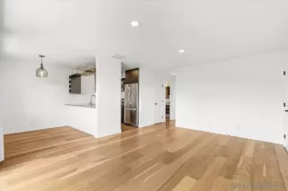 Photo #4: 250035811 Listing