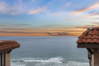 More Details about MLS # 250035827 : 190 DEL MAR SHORES TER UNIT 83, SOLANA BEACH, CA 92075