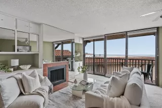 Photo #1: 250035827 Listing