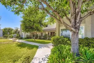 Photo #2: 250035833 Listing