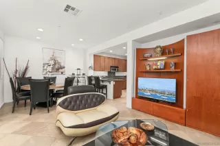 Photo #3: 250035857 Listing