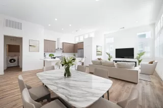 Photo #1: 250035865 Listing