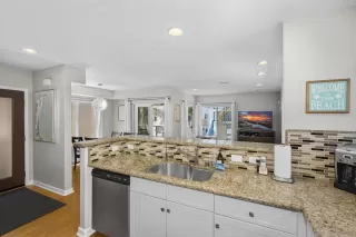 Photo #6: 250035878 Listing 