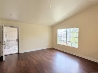 Photo #2: 250035884 Listing 