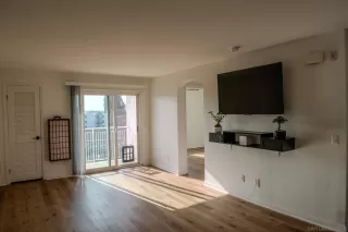 Photo #1: 250035923 Listing