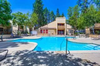 Photo #2: 250035941 Listing