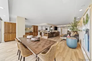 Photo #1: 250035956 Listing 