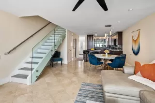 Photo #3: 250035959 Listing