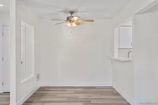 Photo #3: 250035976 Listing 