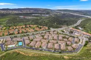 Photo #5: 250035979 Listing 