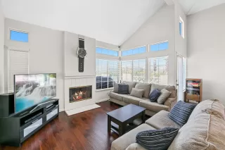 Photo #2: 250036002 Listing