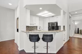 Photo #6: 250036002 Listing