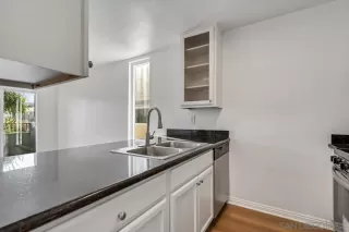 Photo #1: 250036007 Listing 