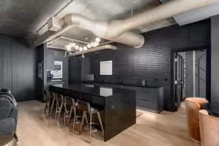 Photo #2: 250036086 Listing