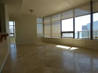 Photo #5: 250036106 Listing