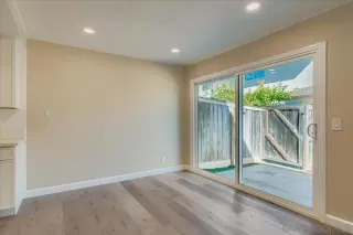 Photo #4: 250036116 Listing