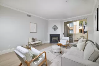 Photo #3: 250036125 Listing