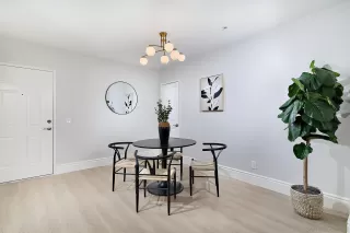 Photo #4: 250036125 Listing