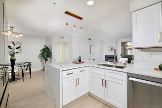 Photo #5: 250036125 Listing