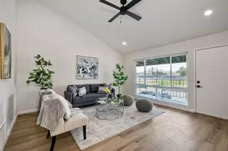 Photo #2: 250036144 Listing