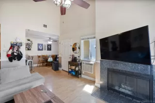 Photo #2: 250036154 Listing