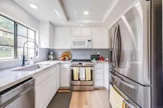 Photo #6: 250036168 Listing 