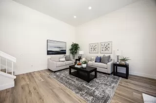 Photo #2: 250036172 Listing 