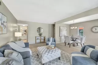 Photo #4: 250036186 Listing