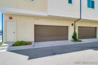 Photo #2: 250036196 Listing 