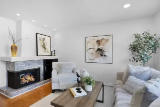 Photo #2: 250036201 Listing