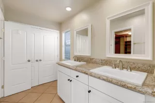 Photo #6: 250036223 Listing