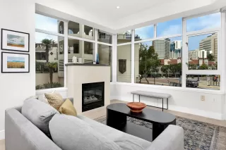 Photo #1: 250036230 Listing 