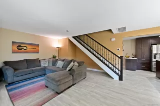 Photo #1: 250036241 Listing 