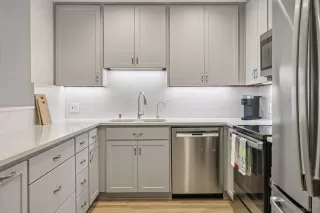 Photo #1: 250036264 Listing