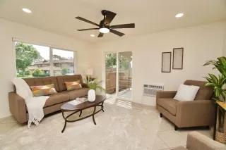 Photo #1: 250036273 Listing 