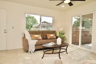 Photo #2: 250036273 Listing 