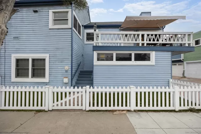 MLS: 250036293 Condo For Sale