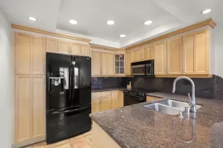 Photo #6: 250036318 Listing 