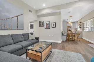 Photo #4: 250036325 Listing