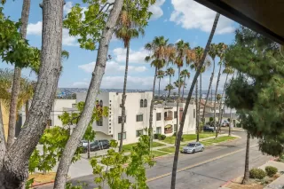 Photo #6: 250036327 Listing