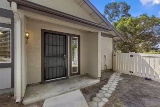 Photo #4: 250036333 Listing