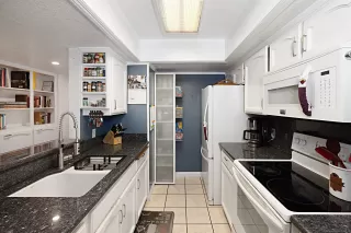 Photo #4: 250036378 Listing 