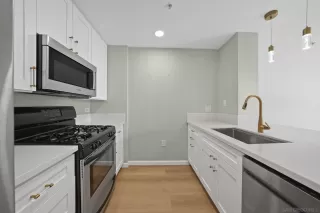 Photo #5: 250036415 Listing