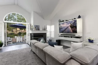 Photo #1: 250036425 Listing 