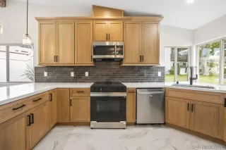 Photo #5: 250036537 Listing 