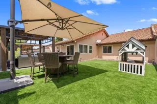 Photo #6: 250036538 Listing