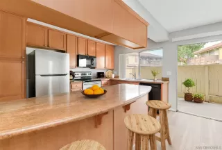 Photo #1: 250036557 Listing 