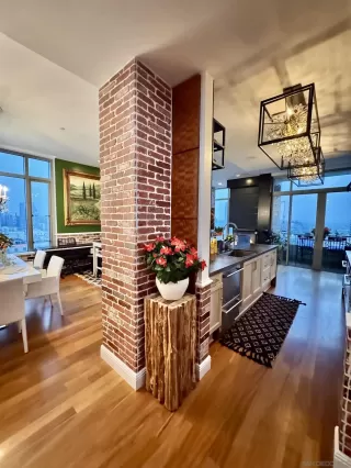 Photo #4: 250036609 Listing